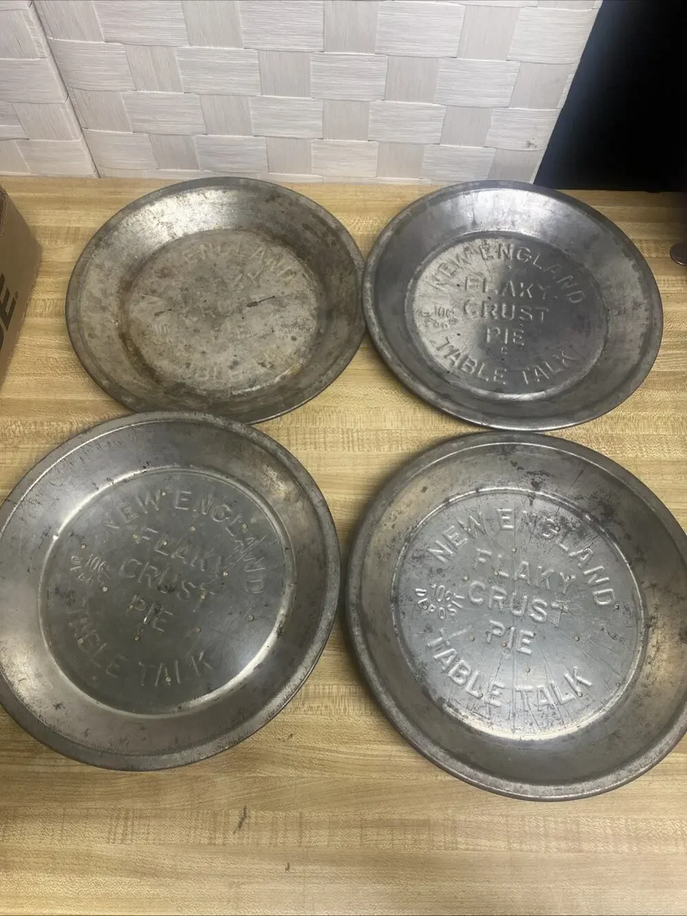 Set Of 4 Vintage New England and Table Talk Flaky Pie Crust Pie Tins